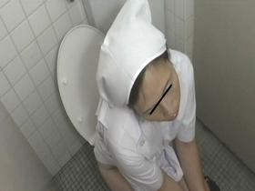 トイレ排泄盗撮スパイカメラ映像ベスト4時間73人　サンプル画像08